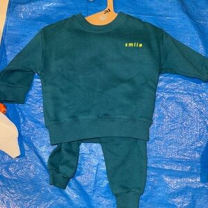 Size 6-12 months indigo baby organic sweat suit